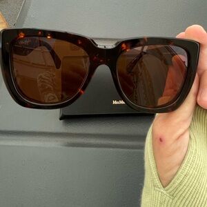 Max Mara tortoise shell sunnies
